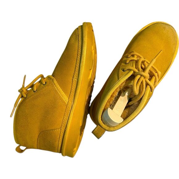 UGG Neumel II Canary Suede Women’s /Junior's Ankle Chukka Boots Sz 4 US/ 36 EU - Picture 8 of 16